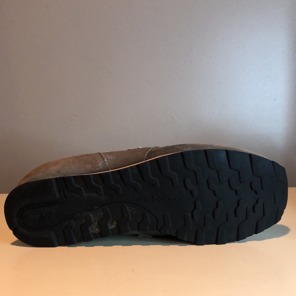 New Balance Gray Sneakers Shoes - Picture 10 of 14